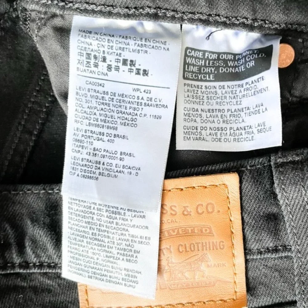 Levi’s Ribcage Short - Picture 8 of 10